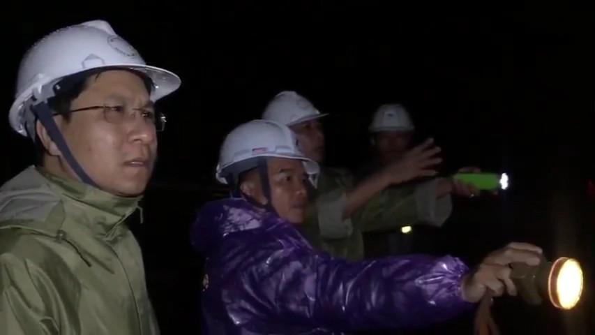 Sạt lở nghiêm trọng tại thủy điện, đang xác minh thông tin người mất tích - 1