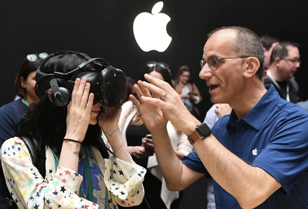 Công nghệ mới của Apple trên thiết bị thực tế ảo