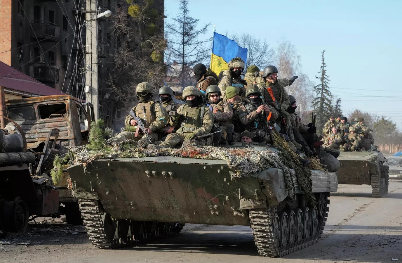 Ukraine đang chuyển quân đến phía nam, chuẩn bị chiến dịch lớn