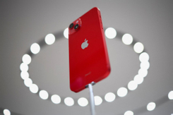 Apple giảm sản lượng iPhone 14 Plus