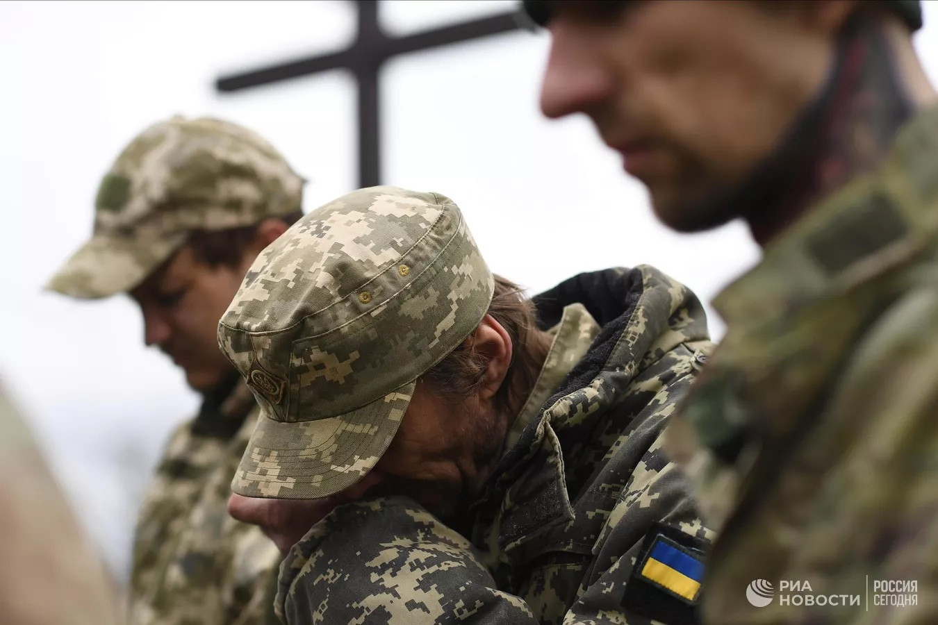 UAV Nga ghi lại cảnh lính Ukraine 'đánh lộn' trên tiền tuyến