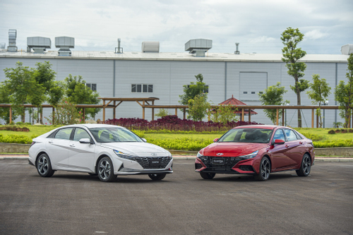 Xe sedan hạng C tích hợp nhiều công nghệ để hút khách