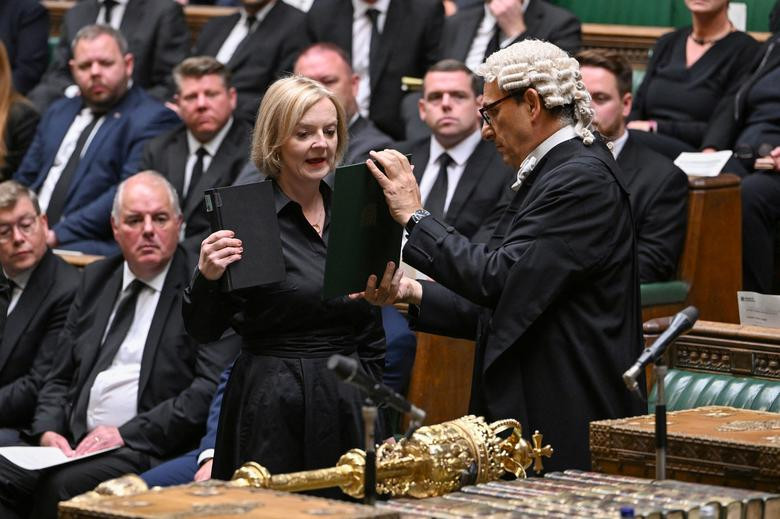Thủ tướng Liz Truss tuyên thệ tại Hạ viện ở London, Anh, hôm 10/9.