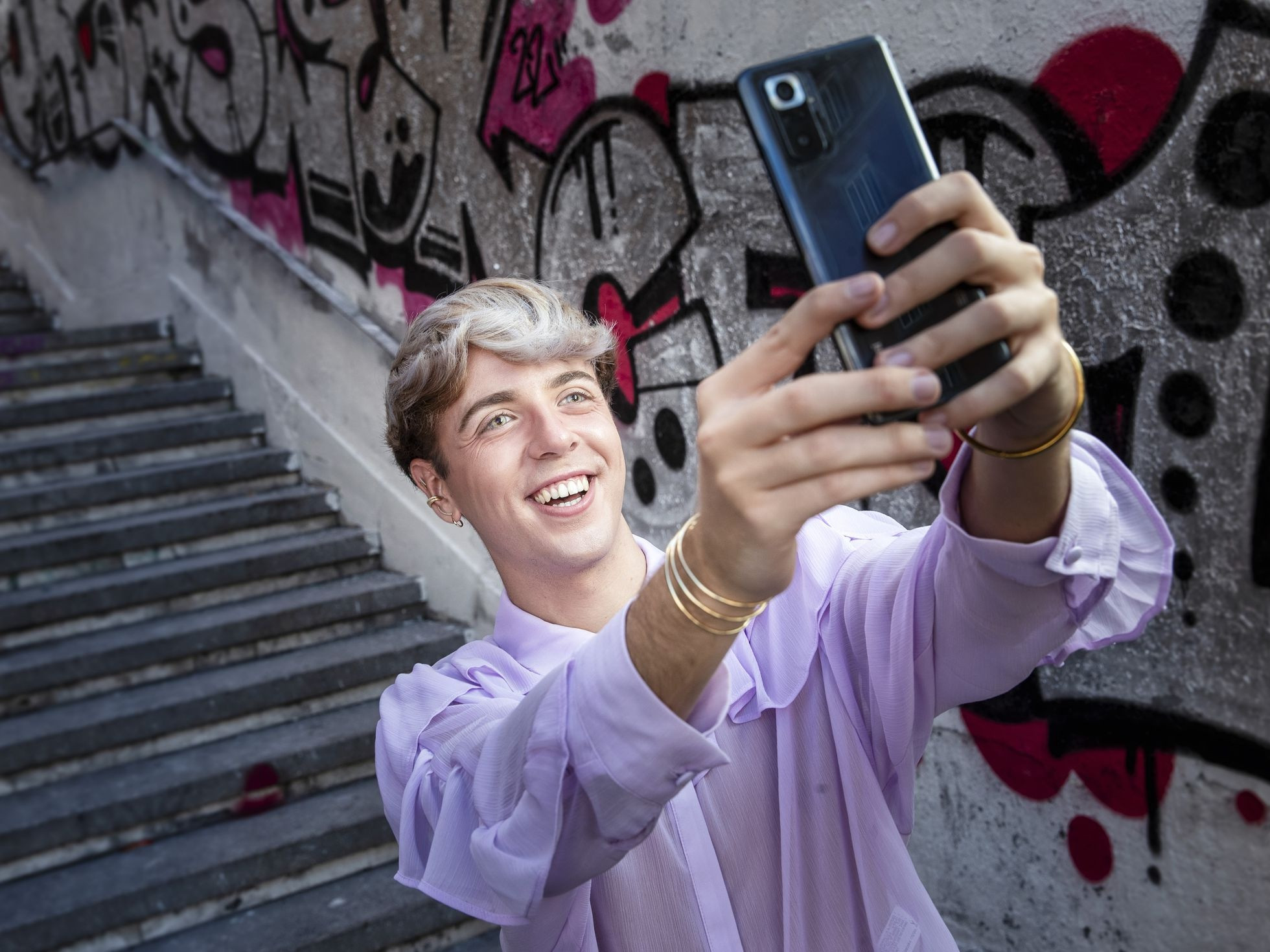 TikToker trang tay anh 4