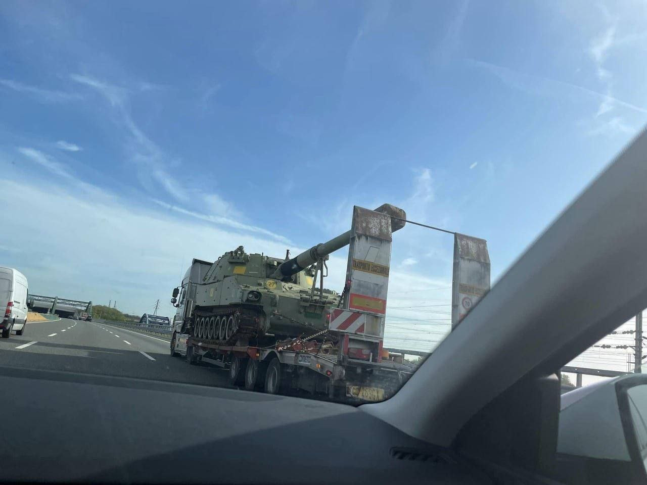 Italy bàn giao hàng chục pháo tự hành M109L cho Ukraine