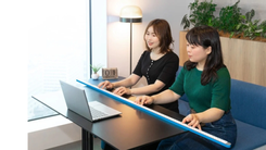 Google giới thiệu bàn phím dài 1,65 m tại Nhật Bản