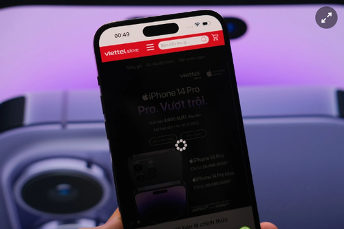 Web của các đại lý sập vì khách đặt iPhone 14 trong đêm