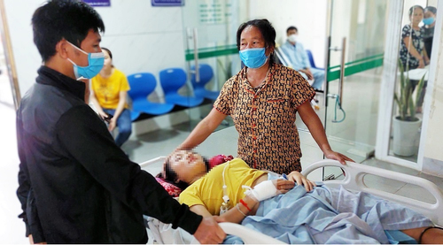 Thông tin mới nhất vụ tai nạn khiến hàng chục công nhân bị thương ở Nghệ An