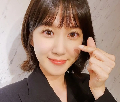 Park Eun Bin dẫn đầu Top 6 diễn viên HQ xuất sắc nhất 2022, phiếu chênh 'một trời một vực'