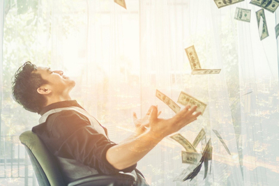 Dân số siêu giàu vẫn gia tăng ở nước này giữa lúc chiến sự Ukraine chưa có hồi kết