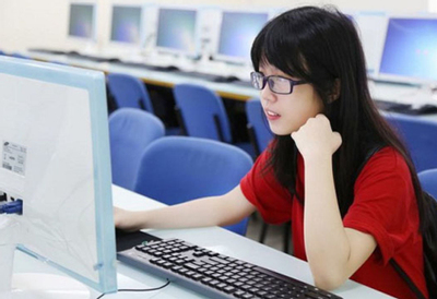 Mỹ tìm kiếm ứng viên nhận học bổng “Nữ sinh với công nghệ 2023” tại Việt Nam