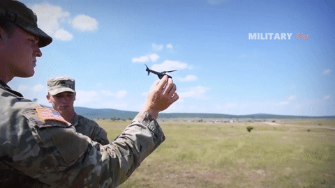 Bí mật loại drone nhỏ như ngón tay vô cùng lợi hại trên chiến trường