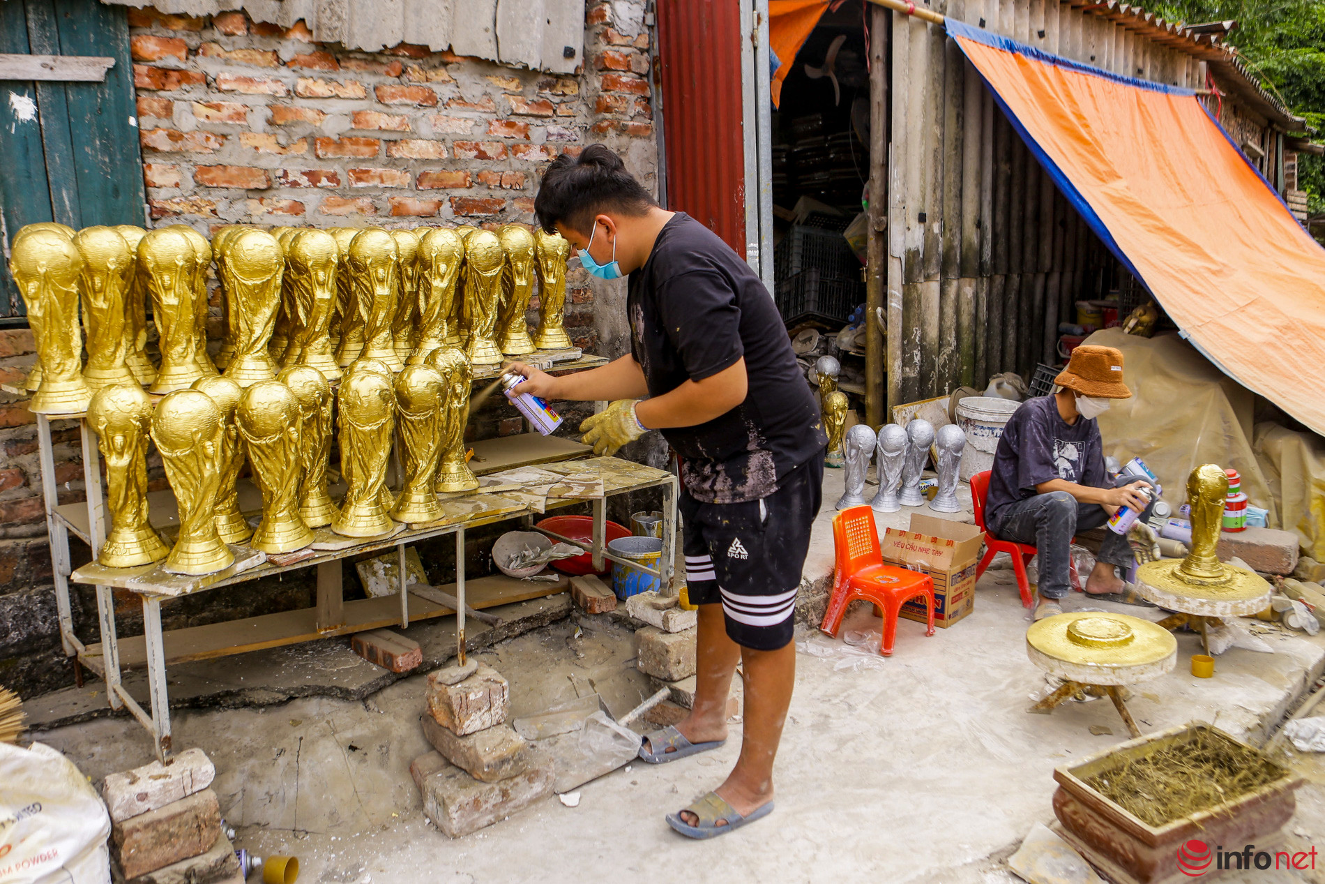 Làng gốm nức tiếng Hà Thành tất bật sản xuất