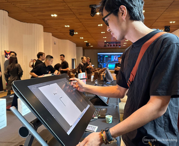 Bảng vẽ Wacom có giá gần trăm triệu tại Việt Nam
