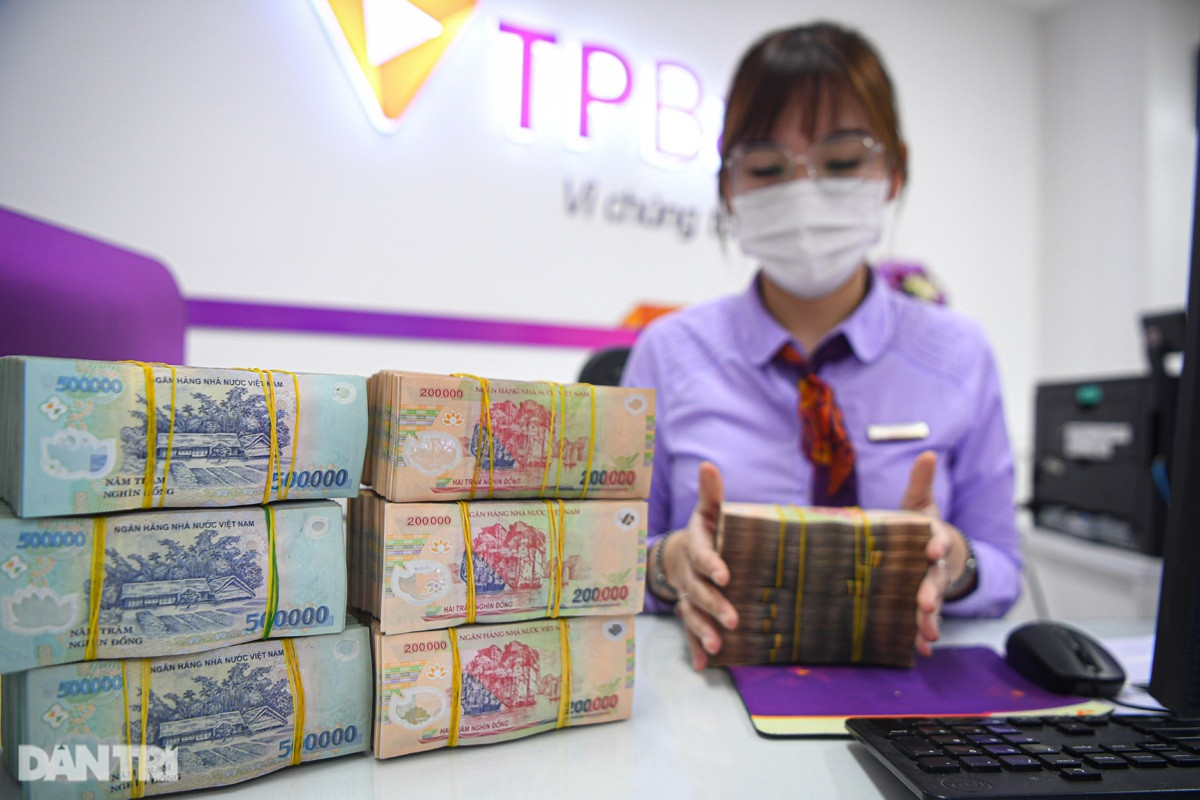 Lương và thu nhập nhân viên ngân hàng nào khủng nhất? - 1