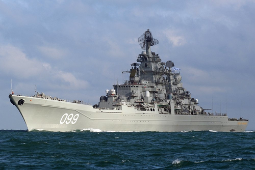 Hé lộ nguyên nhân Nga điều tuần dương hạm tên lửa Pyotr Velikiy tới biển Barents