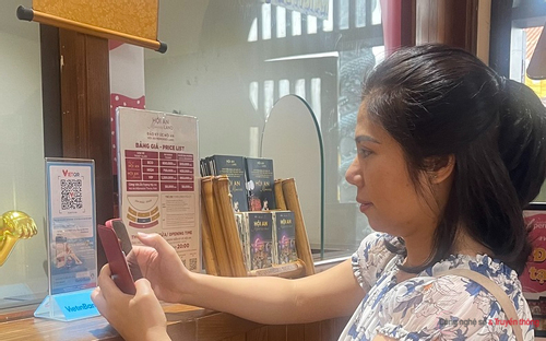 Việt Nam đang hướng tới một xã hội không tiền mặt