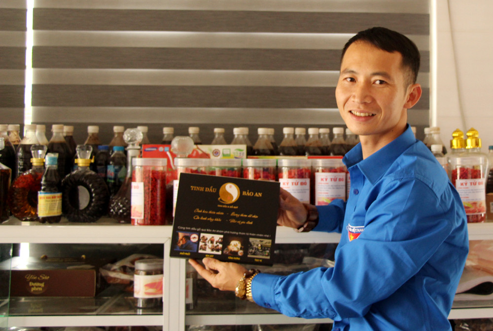 Bắc Giang, Bỏ phố, về quê, sản xuất, tinh dầu