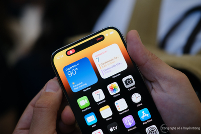Apple lần đầu vươn lên số 2 tại Việt Nam nhờ dòng iPhone 14