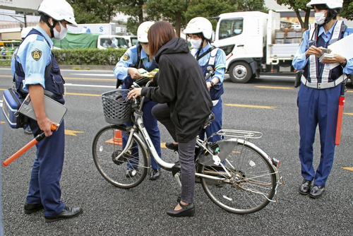 Người đi xe đạp vi phạm giao thông và tử vong tăng nhanh ở quốc gia này