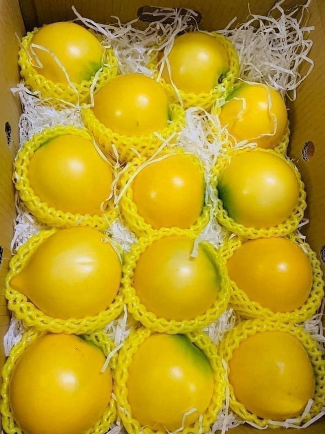 Hoa quả nhà giàu giá cao ngất ngưởng vẫn 'cháy' hàng ảnh 4