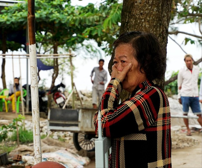 'Làng góa phụ', 'xóm không chồng' ở miền Đất Mũi ảnh 2