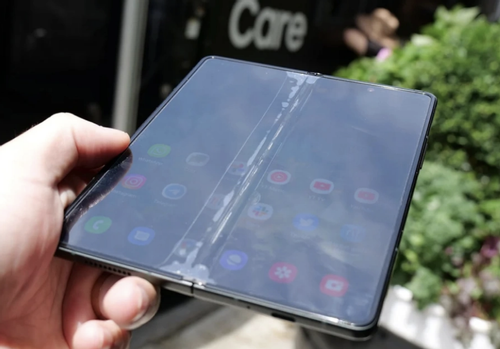 Những điểm trừ của smartphone màn hình gập