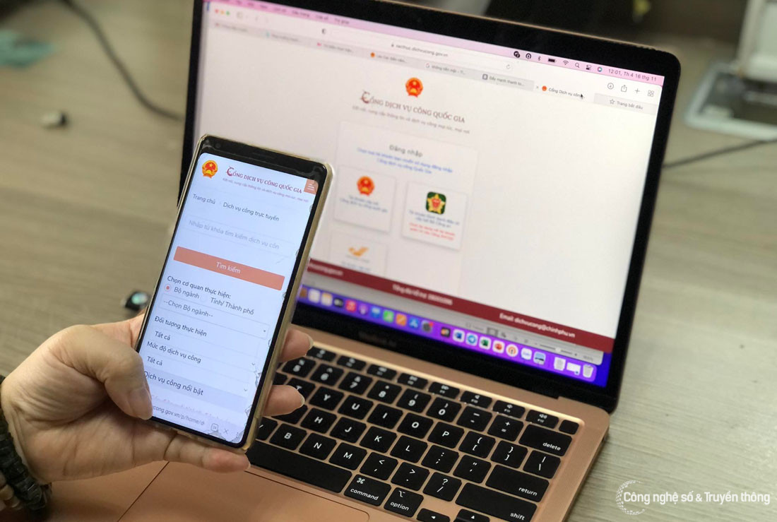 Đề nghị các địa phương thúc đẩy thanh toán không tiền mặt với dịch vụ công, y tế, giáo dục