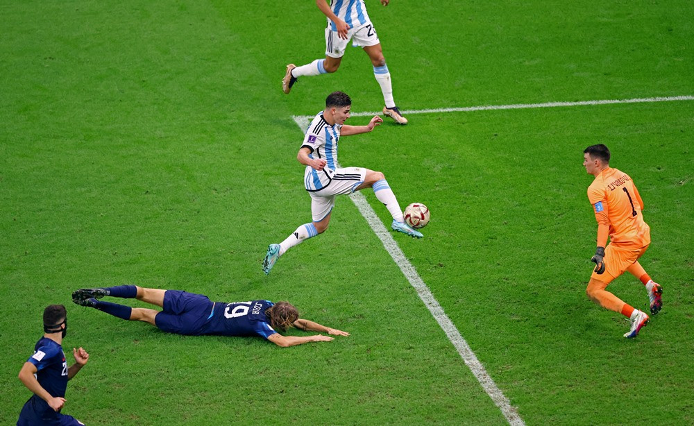 Video bóng đá bàn thắng Argentina 3 - 0 Croatia World Cup 2022: Lionel Messi rực sáng