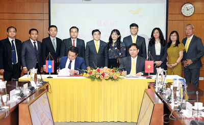 Nhiều cơ hội hợp tác mới giữa Bưu chính Việt Nam - Lào