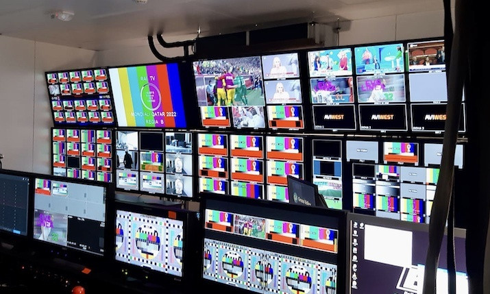 may quay world cup anh 2