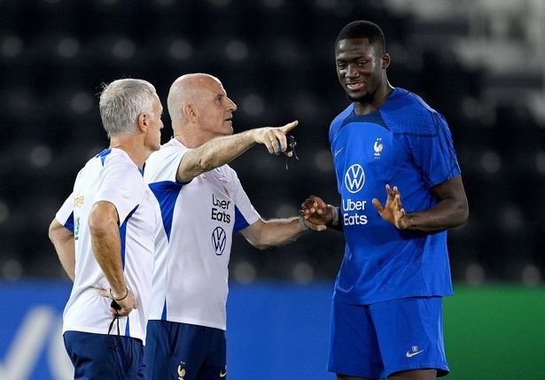 Kế hoạch chung kết World Cup của Pháp ‘hỗn loạn’ khi 5 ngôi sao mắc bệnh bí ẩn