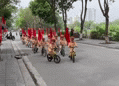 Clip các bé mầm non hóa thân 'cảnh sát nhí' đạp xe diễu hành làm ‘đốn tim’ cư dân mạng