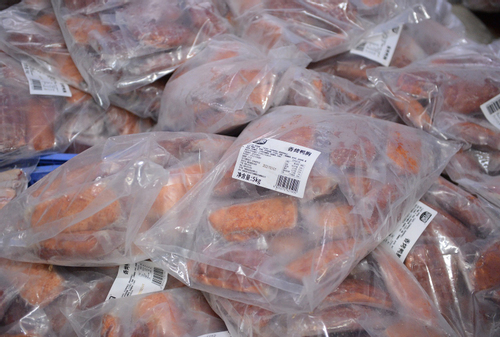 QLTT Hà Nội phát hiện cửa hàng kinh doanh hơn 1 tấn thực phẩm đông lạnh không nguồn gốc