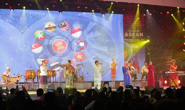 Đóng góp của Việt Nam trong thành tựu chung hợp tác văn hóa ASEAN