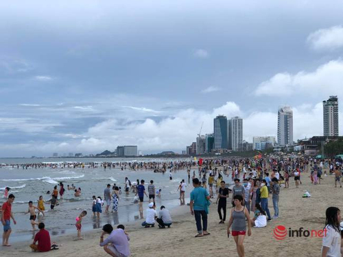 Đà Nẵng: Phát huy tối đa tiềm năng, lợi thế du lịch biển