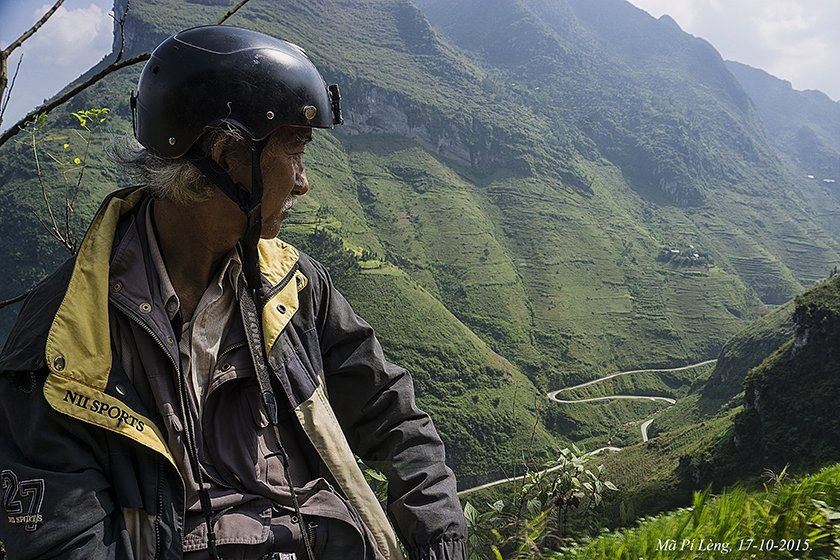 Chồng U70 chở vợ mắc ung thư bằng xe máy đi phượt khắp thế gian - 10