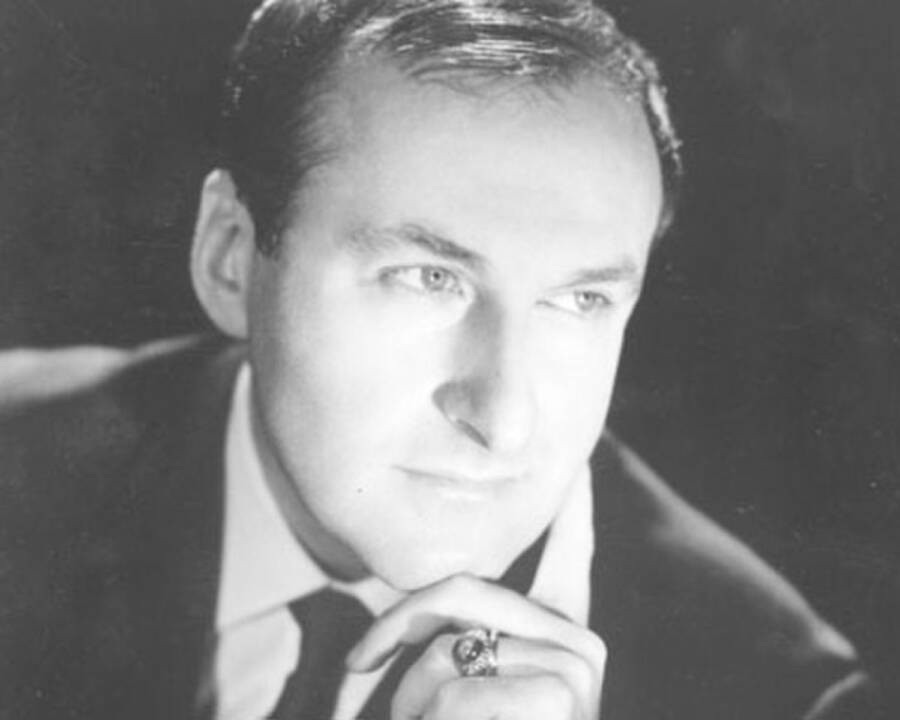 Cuộc đời huyền bí của Hans Holzer - thợ săn ma đầu tiên của Mỹ