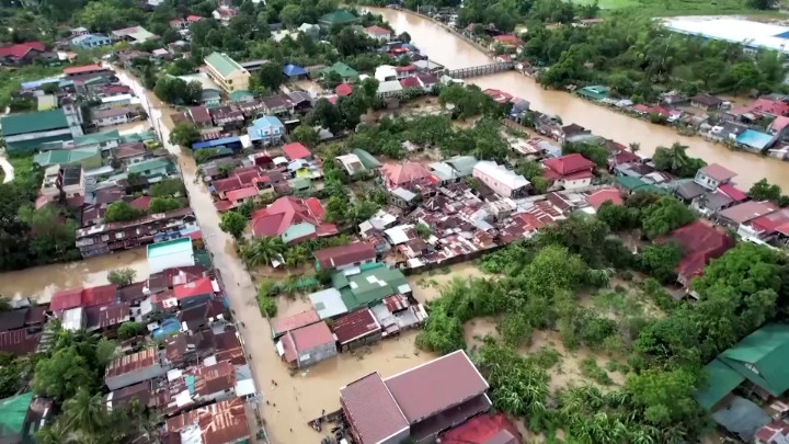 Philippines tan hoang vì siêu bão Noru