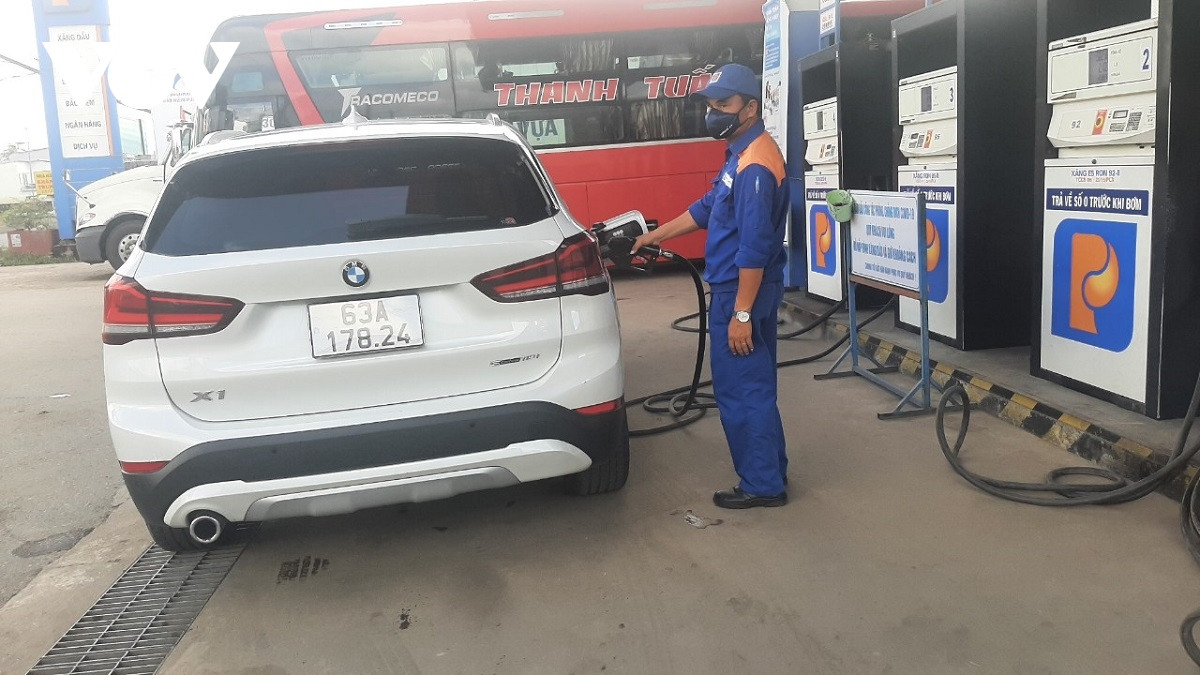 nhieu cua hang kinh doanh xang dau chet lam sang do thua lo hinh anh 1