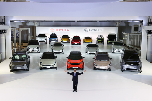 Vì sao Toyota chưa ‘tất tay’ vào xe điện?