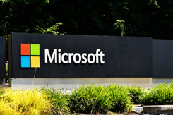 Microsoft chuẩn bị sa thải 11.000 nhân sự?