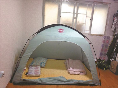 Người Hàn Quốc dựng lều ngay trên giường ngủ để đối phó giá rét tàn khốc