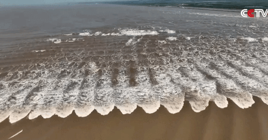 'Thủy triều vảy cá', hiện tượng thiên nhiên kỳ thú chỉ có trên sông Tiền Đường