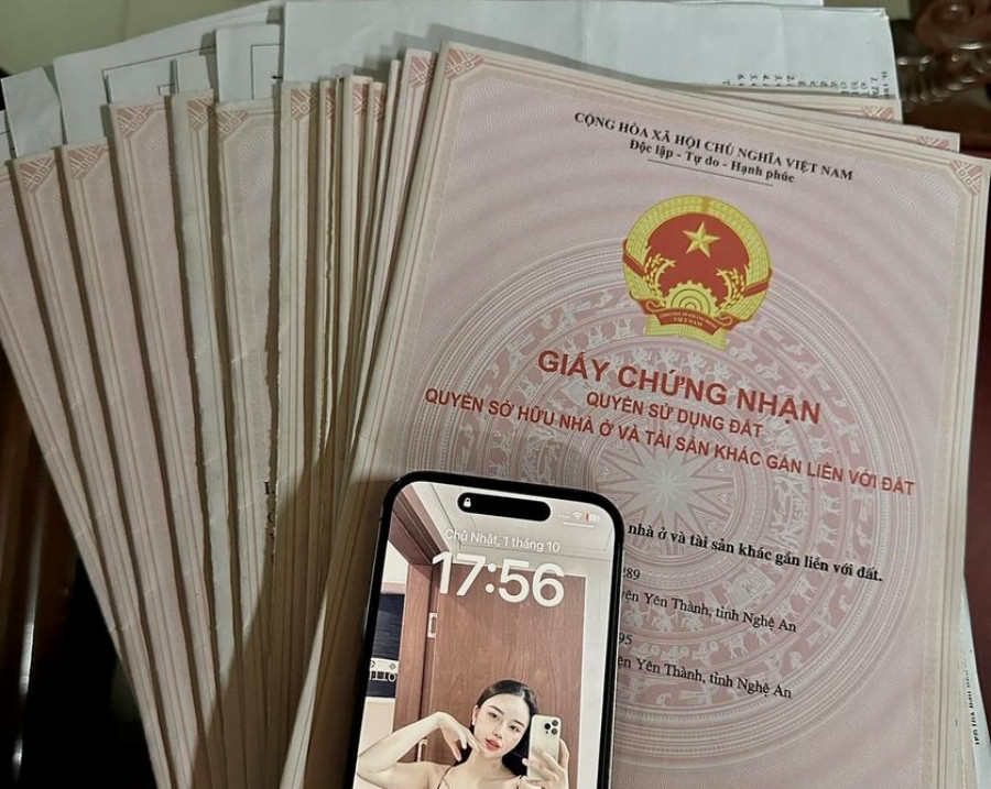 anh 3 con gai dai gia.jpg