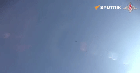Video tiêm kích Su-25 của Nga oanh tạc các mục tiêu ở Ukraine