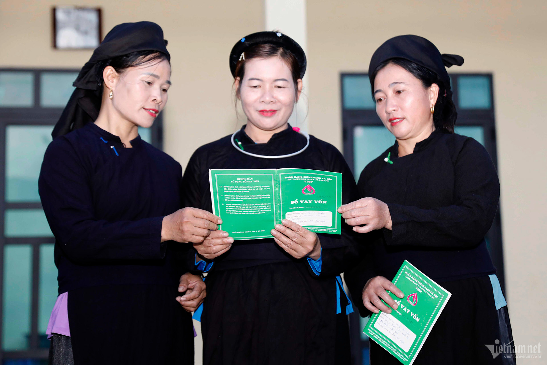 W-a16-pac-nam-0590-2.jpg