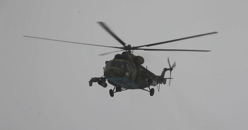 Video nhóm trực thăng vũ trang Nga tác chiến giữa trời băng tuyết ở Ukraine