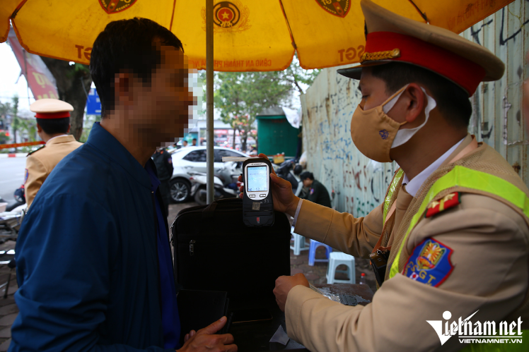 may do con 12 1275.png