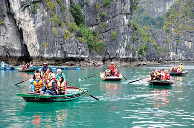 Tìm giải pháp phát triển du lịch biển đảo Việt Nam